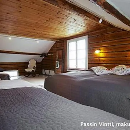 Holiday home Holiday Passin Vintti Karjalohja